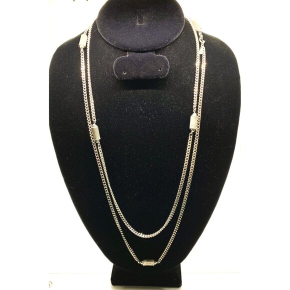 Vintage Signed Monet Lot of 9 Necklace Bracelet Brooch Gold tone and Silver Tone - Picture 4 of 16